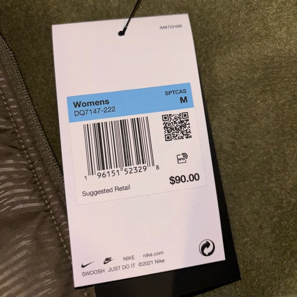 NWT Nike Icon Clash Quarter Zip Hoodie - Picture 10 of 12